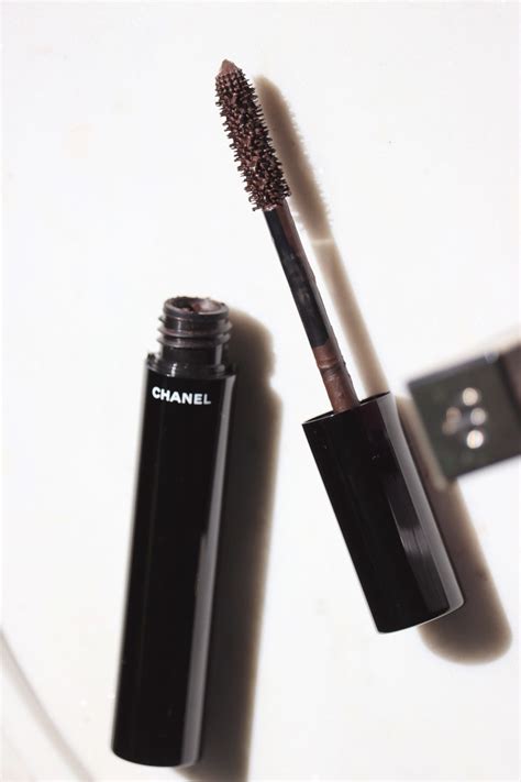 Chanel waterproof mascara brown